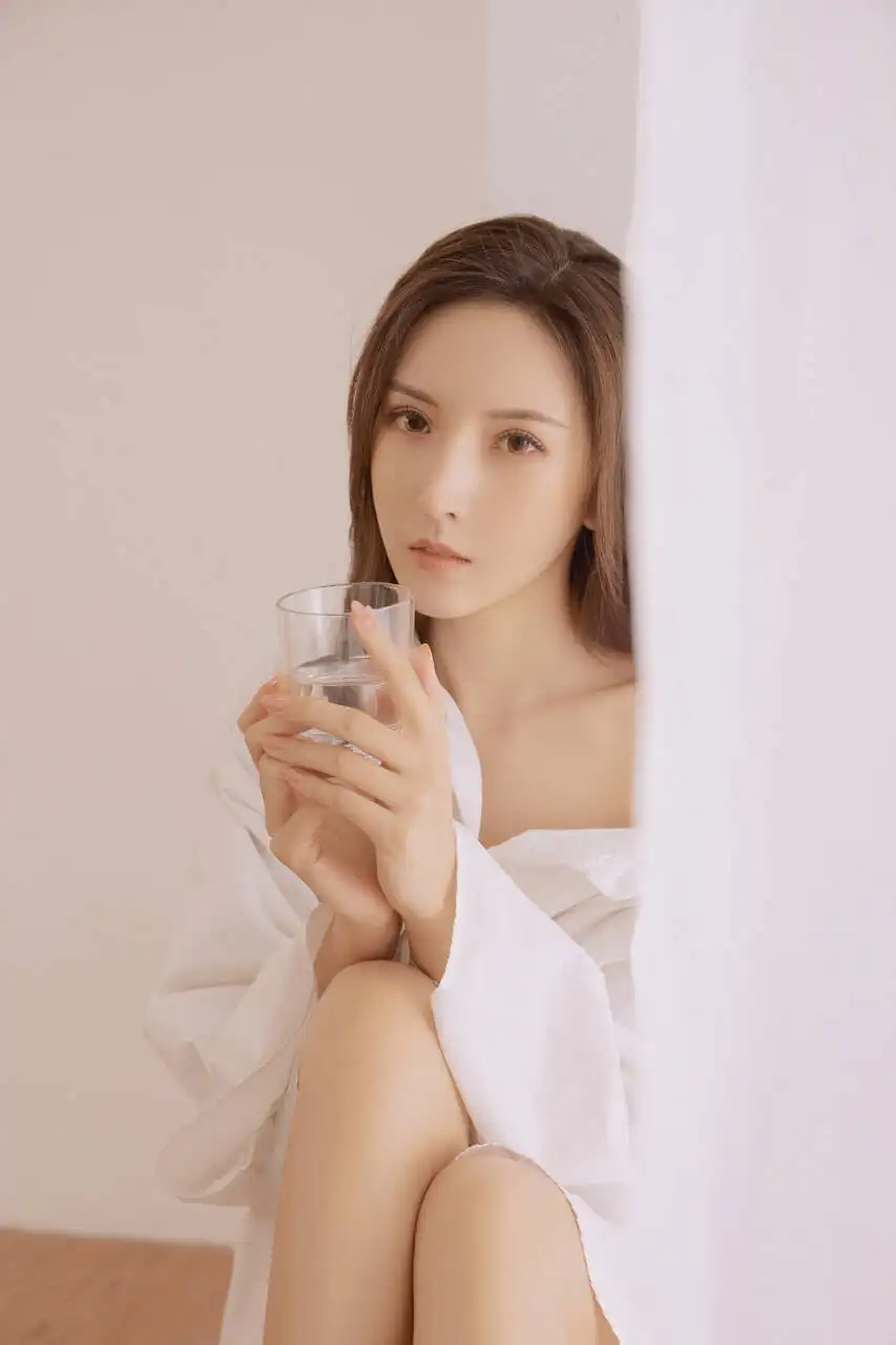 怒江贵阳私人伴游幼师费费子