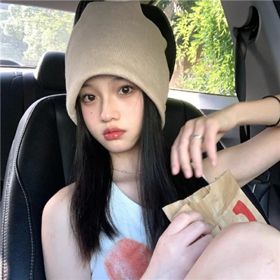 怒江伴游女生丛河灵的资料